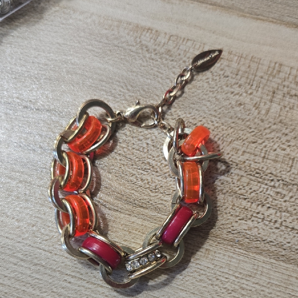 Vintage Coldwater Creek Gold Tone and Neon Orange Chunky Chain Bracelet💫